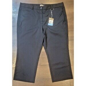 NWT Nike Golf Women’s Tour Performance Dri-Fit cropped pants, size 18, capris